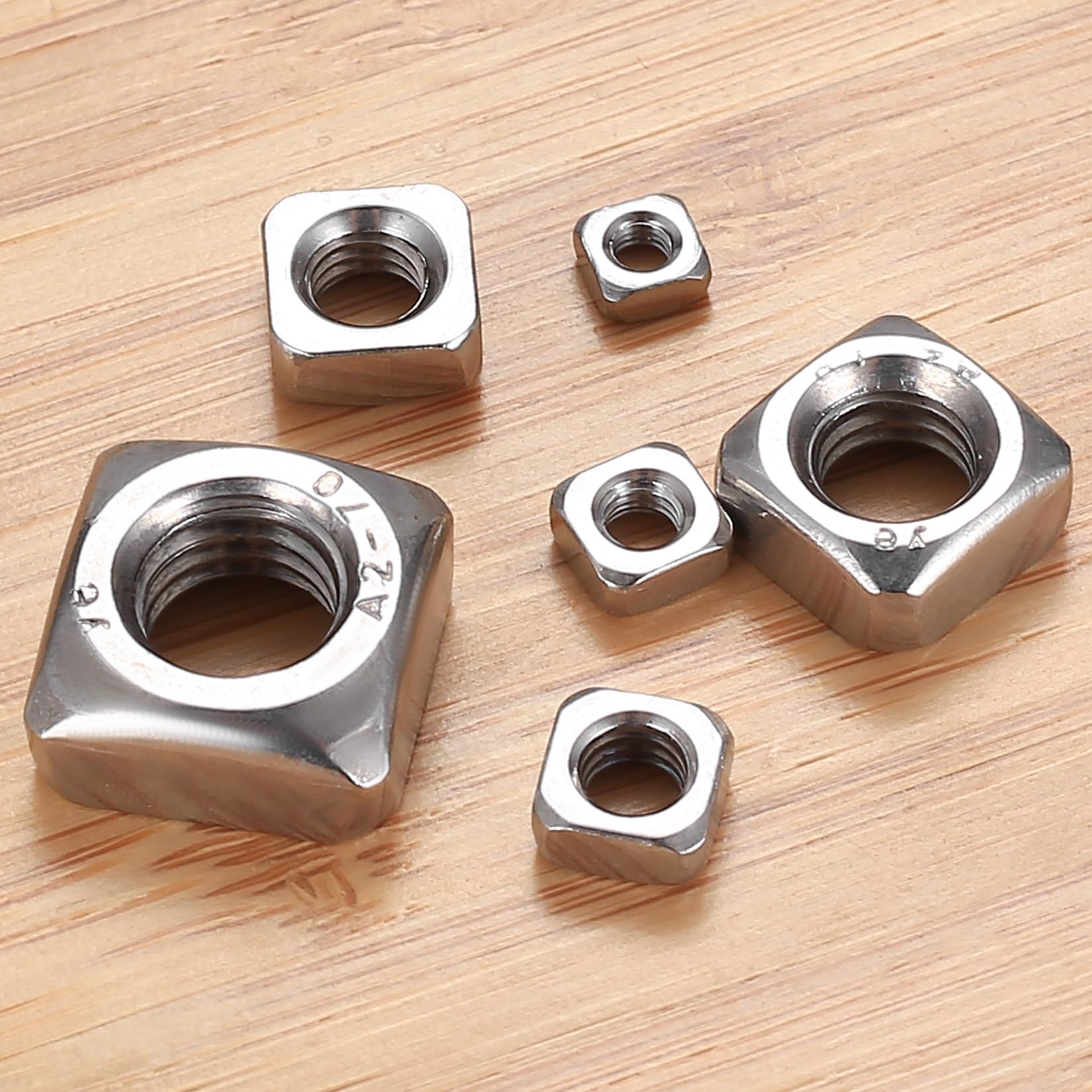 Set di 150 Dadi Quadrati in Acciaio Inossidabile - Dadi Filettati, Dadi per Inserimento Quadrato per Mobili in Legno, Dadi Viti - M3 M4 M5 M6 M8 M10