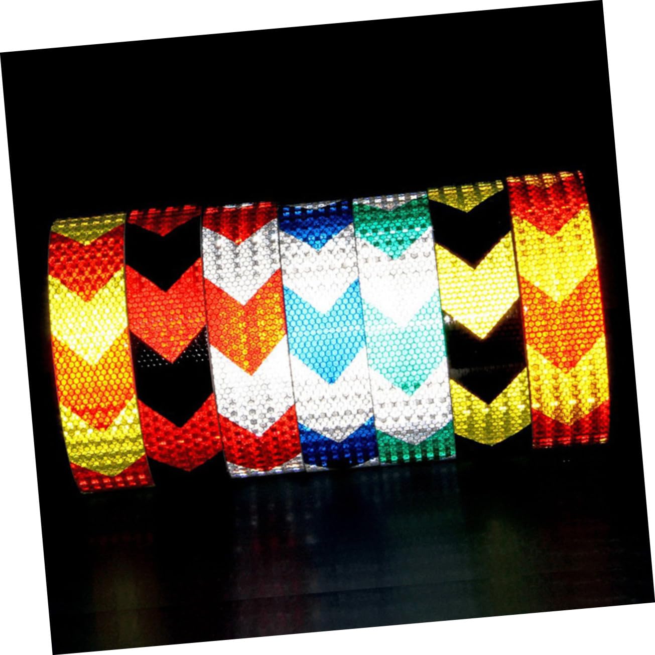Holibanna Cinta Reflectante Fluorescente con Flecha Negra y Amarilla Cinta de Advertencia de Seguridad Autoadhesiva para Coches y Camiones Resistente al Agua y Solventes