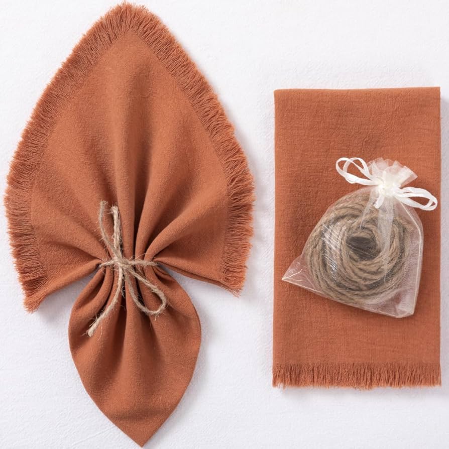 Socomi Handmade Cloth Napkins Cotton Linen Napkins with Fringe Rustic Boho Fringe Napkins for Fall Thanksgiving Chirstmas Wedding Decoration (Set of 6, Terracotta)