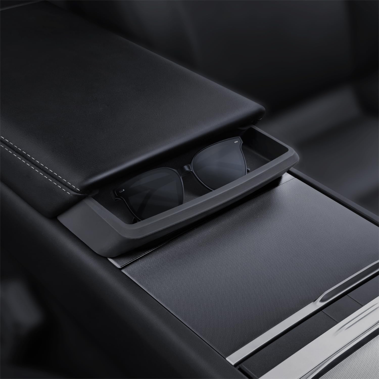 REEVAA Tesla Center Sunglasses Holder for Model YL/Y/3 2026-2025