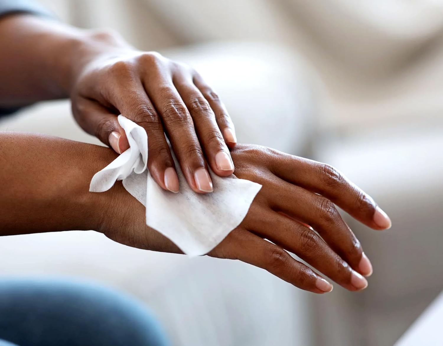 Wet Ones Antibacterial Hands Wipes, Citrus 40 Each (Value Pack of 5)