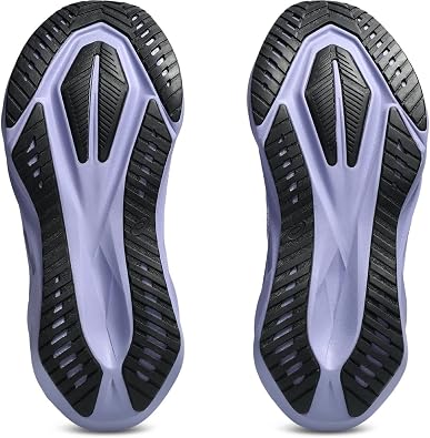 حذاء ASICS Novablast 5 الرياضي