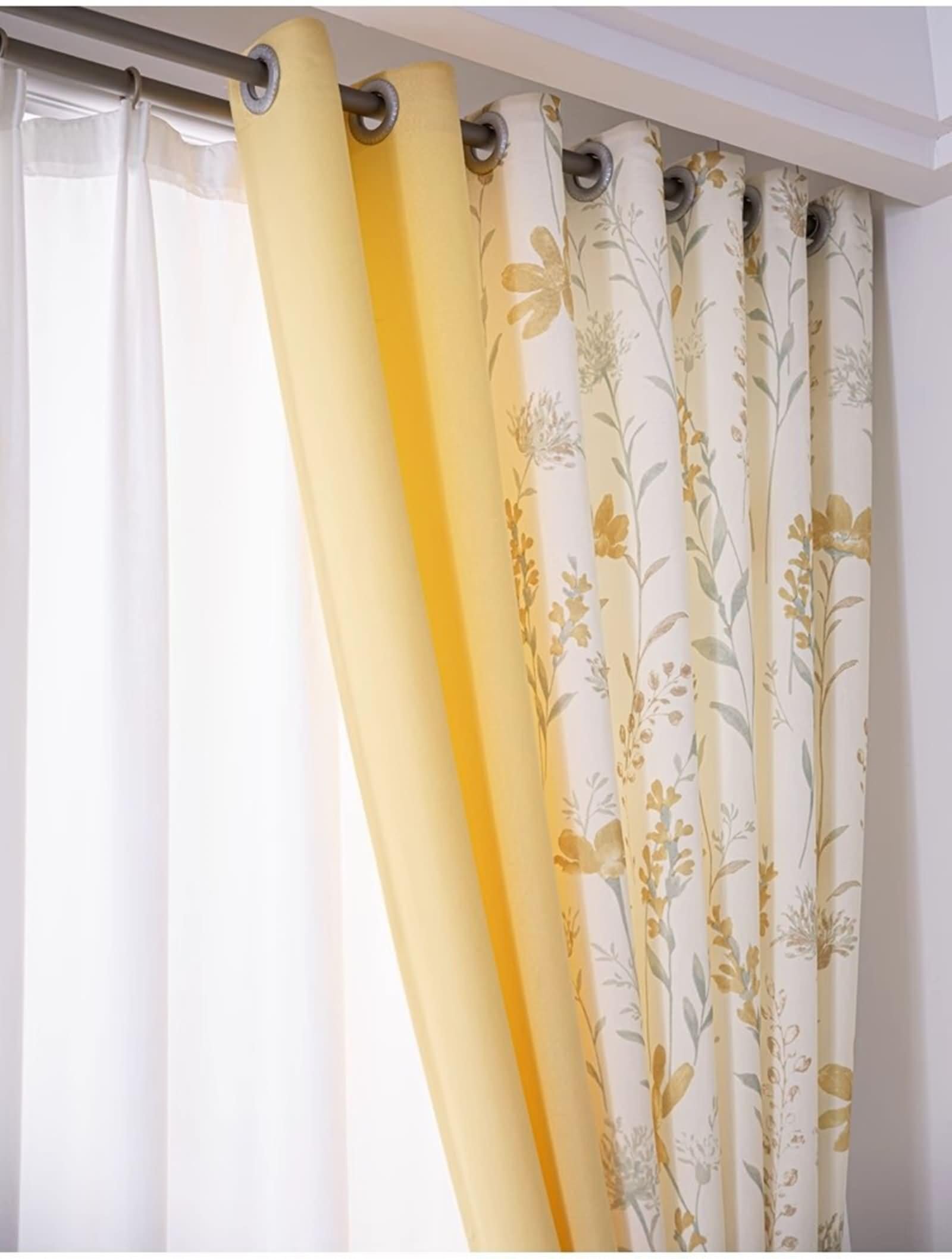 Rideau de Cuisine, Rideaux d'Extérieur Terrasse Beige Blanc Jaune Motif de Fleurs et de Feuilles avec Assemblage Polyester Lot de 2 132W x 214L cm