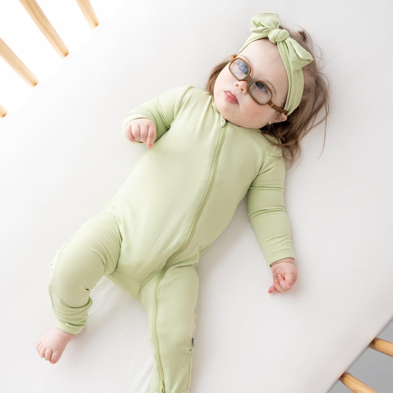 KYTE BABY Rayon Made from Bamboo Bow, (6-12 Months, Pistachio)