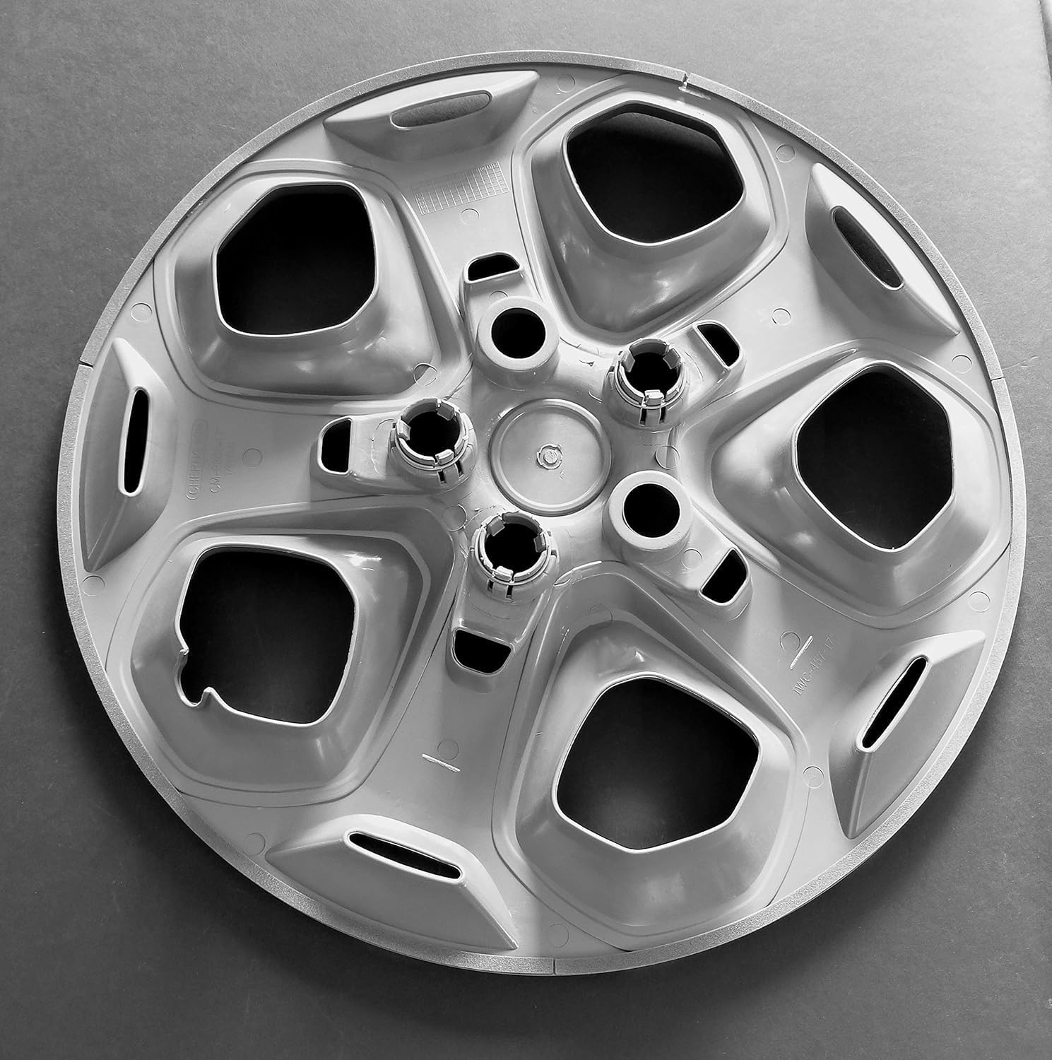 Replica Hubcap – Replacement 17-Inch Wheel Cover for Ford Fusion 2010-2012 (1-Piece)