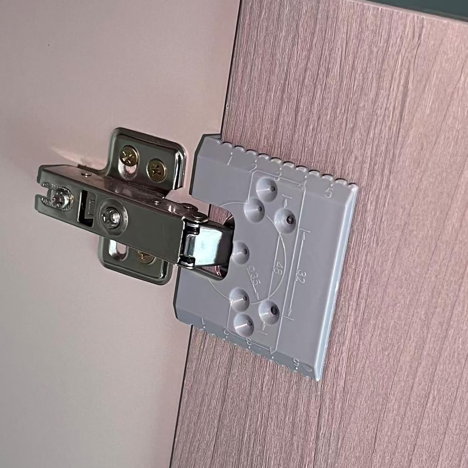 2-Pack Magnetic Hinge Installation Spacer - 90 Degree Alignment Tool for Cabinet Door Hinges, ABS, Easy to Use