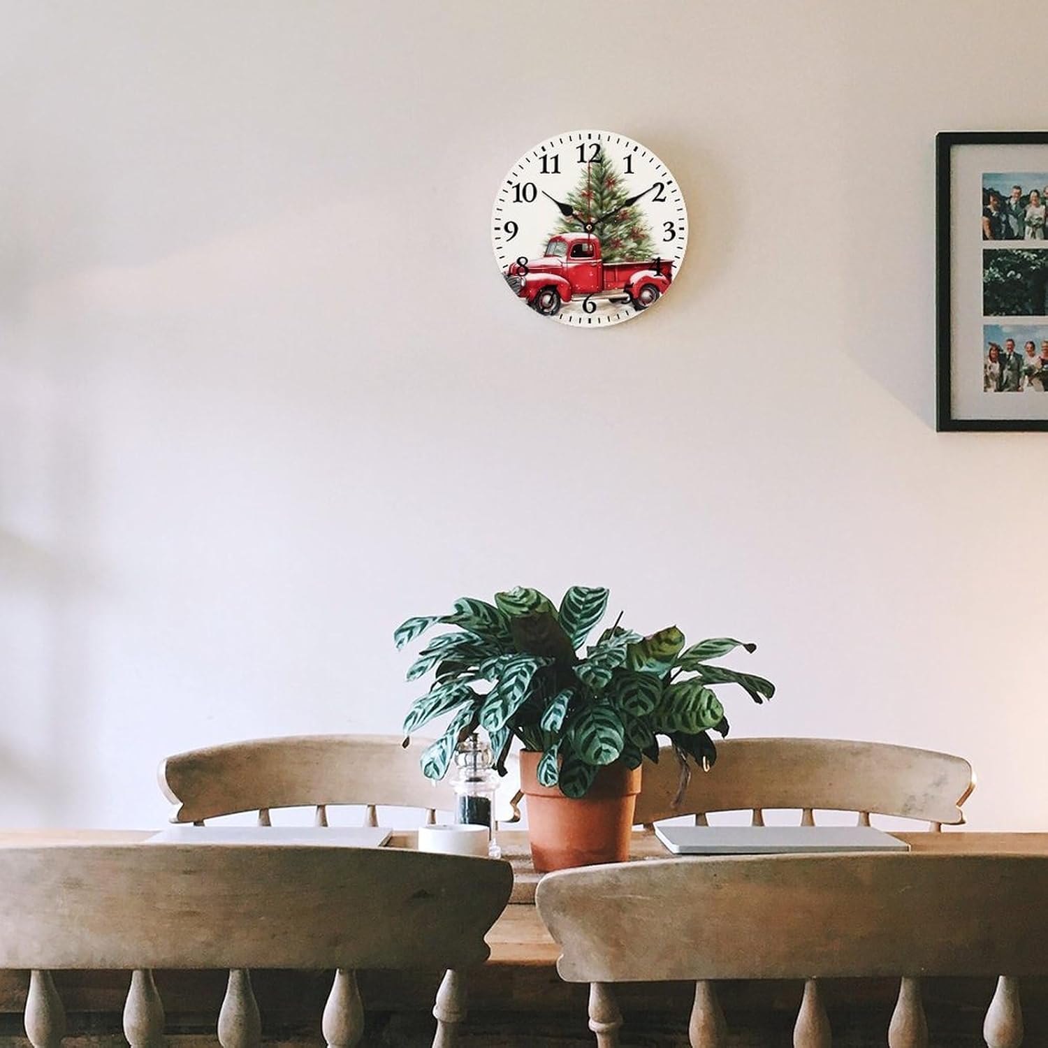 Wall Clock Vintage Red Truck with Christmas Tree Round Wooden Battery Operated Silent Non-Ticking Merry Christmas Wooden Wall Clocks 16 Inch Farmhouse Home Decoration Gift for Friends Family