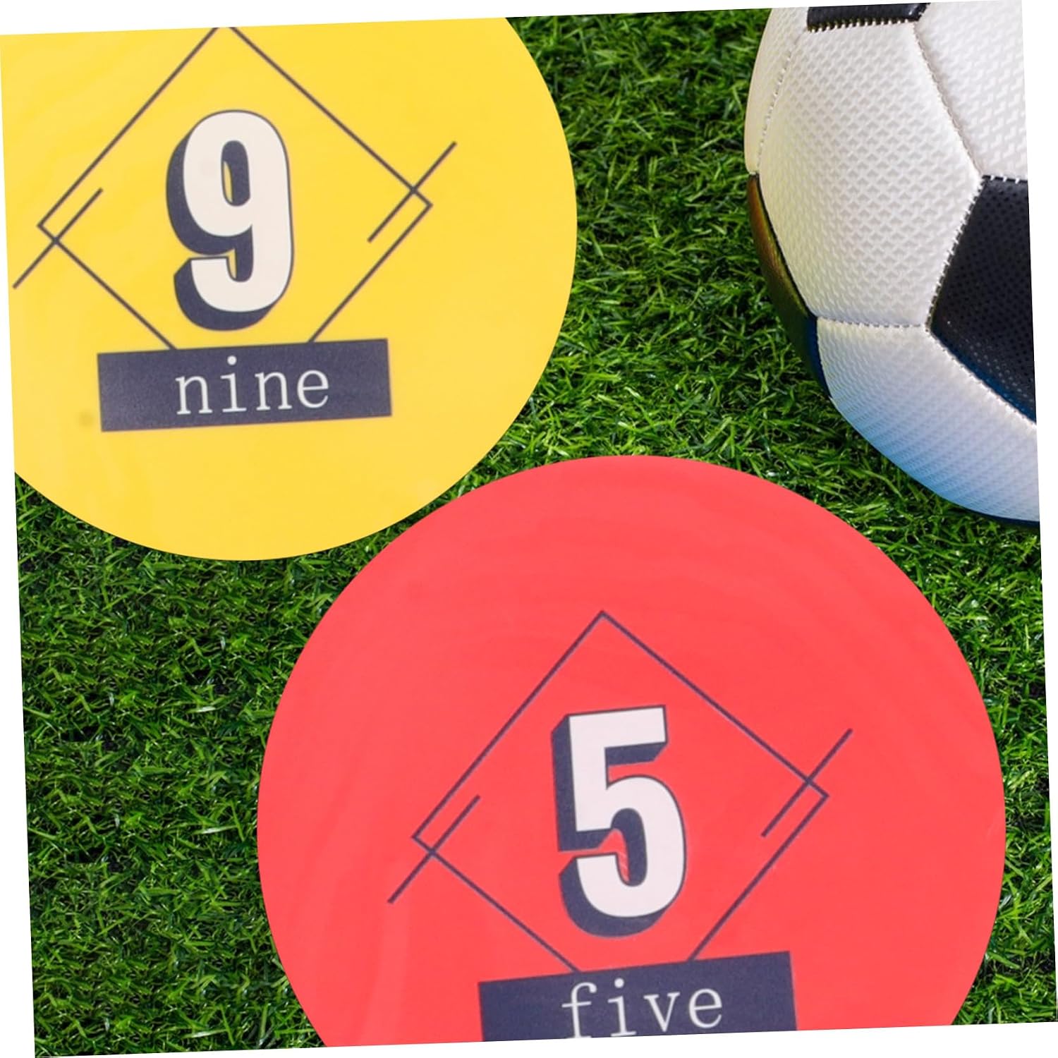 Didiseaon 10pcs Numbered Spot Markers 1-10 23cm Diameter Multi-Color Round Discs Football Field Marking Equipment Agility Training Supplies for Soccer and Basketball Coaching Random Color