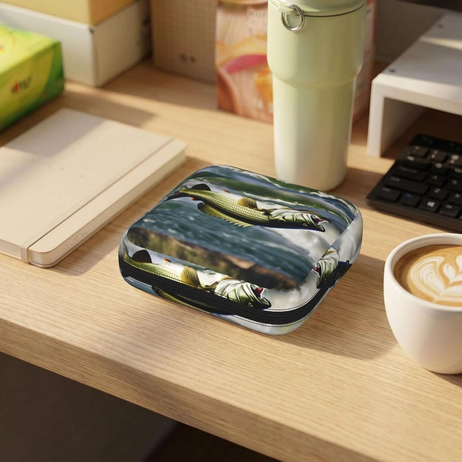 Bass Fishing Wave Print Women Period Bag Sanitary Pouch Portable Pad Pouch Tampon Holder Small Zipper Pouch Storage Bag