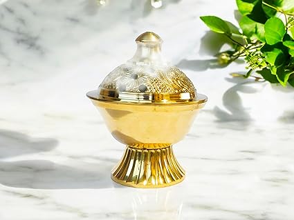 Blissful decor Presents Brass Antique Design Dhoop Dani Pot | Bakhoor Holder | Dhoop Batti Stand | Pooja Items | Incense Holder Burner for Home Office Living Pooja Puja Room (Small)