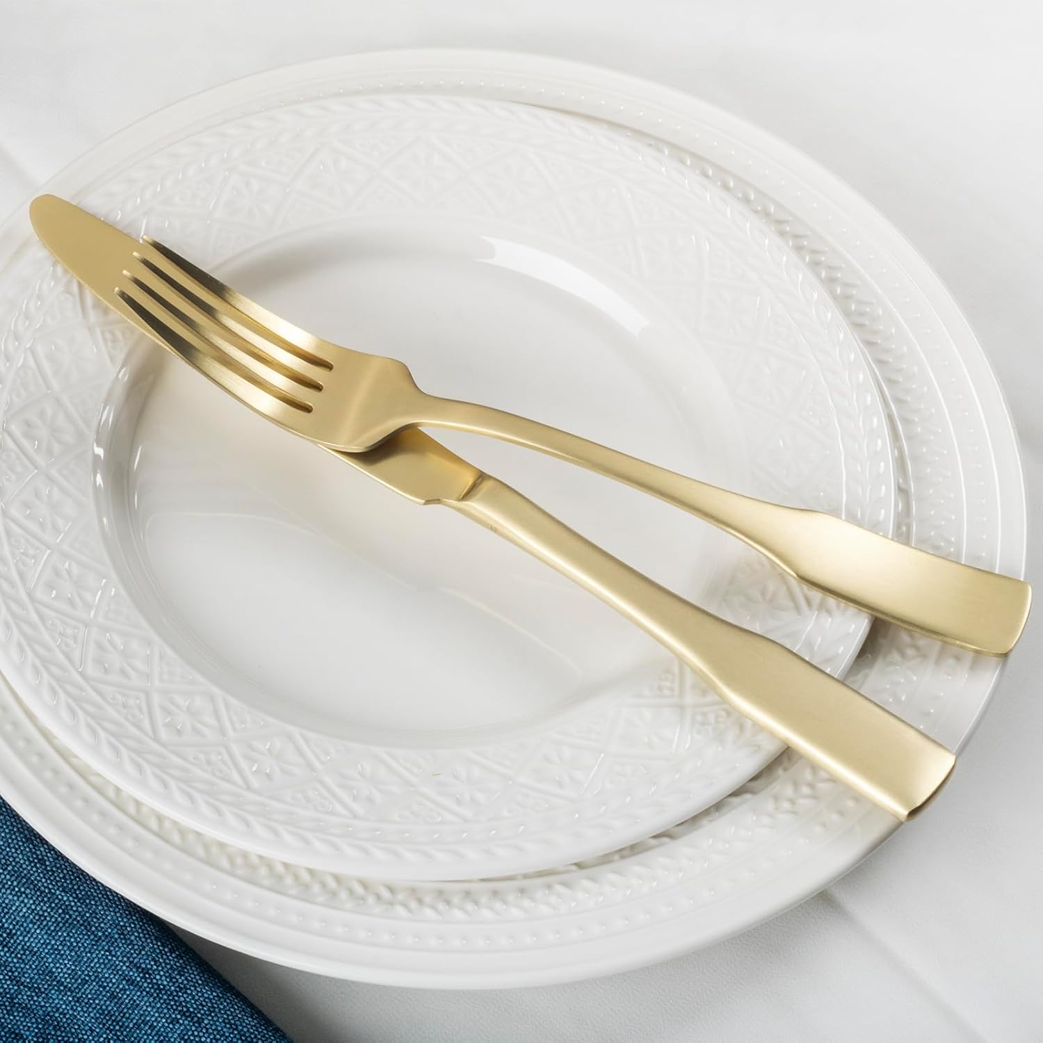 Alata Kate Champagne Gold Satin 40-Piece Silverware Set, Service for 8, Stainless Steel Flatware Set, Matte Polished Cutlery Set, Dishwasher Safe