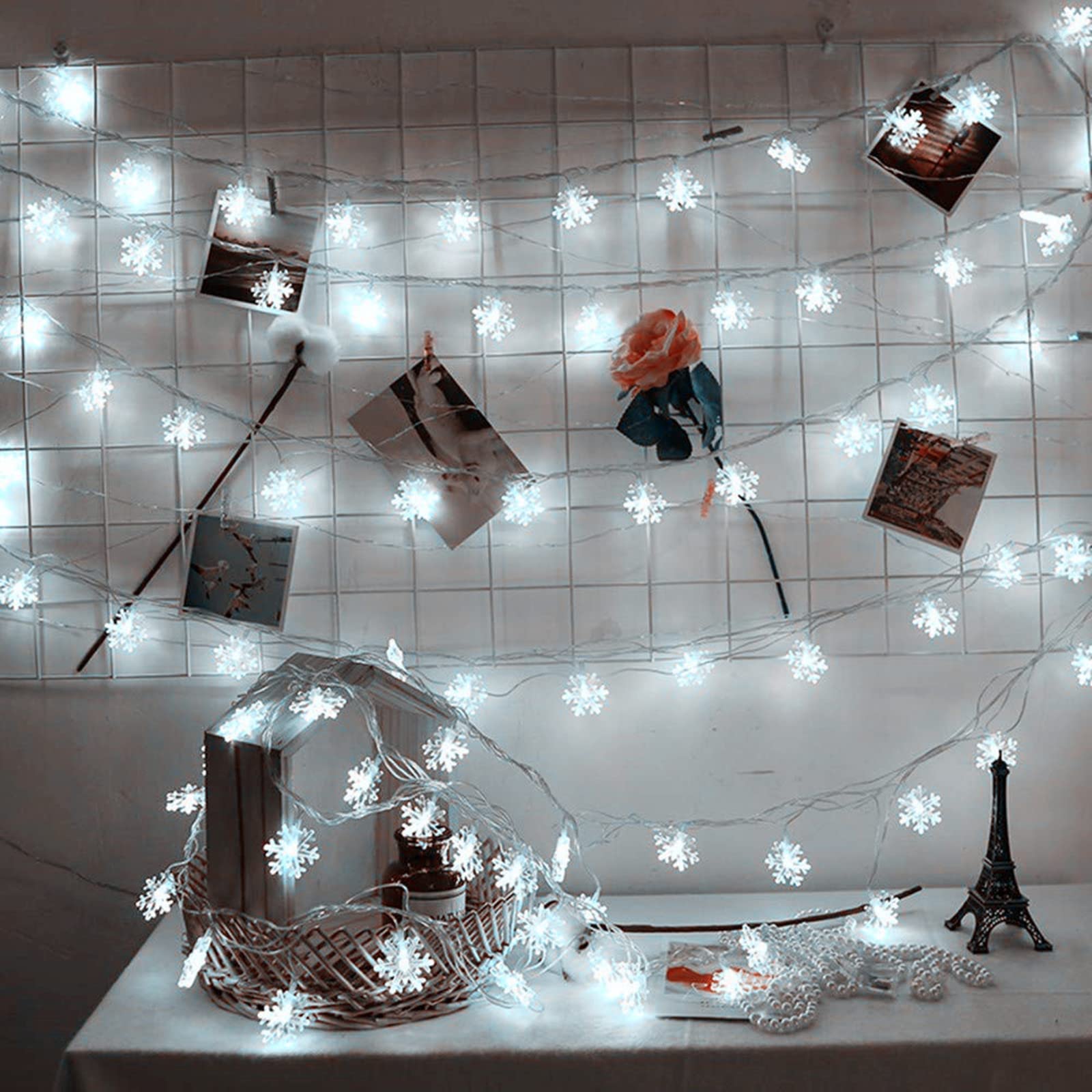 Christmas Lights, Christmas Decorations Snowflake String Lights 19.6 ft 40 LED Fairy Lights Battery Operated Waterproof for Xmas Garden Patio Bedroom Party Decor Indoor Outdoor Celebration Lighting