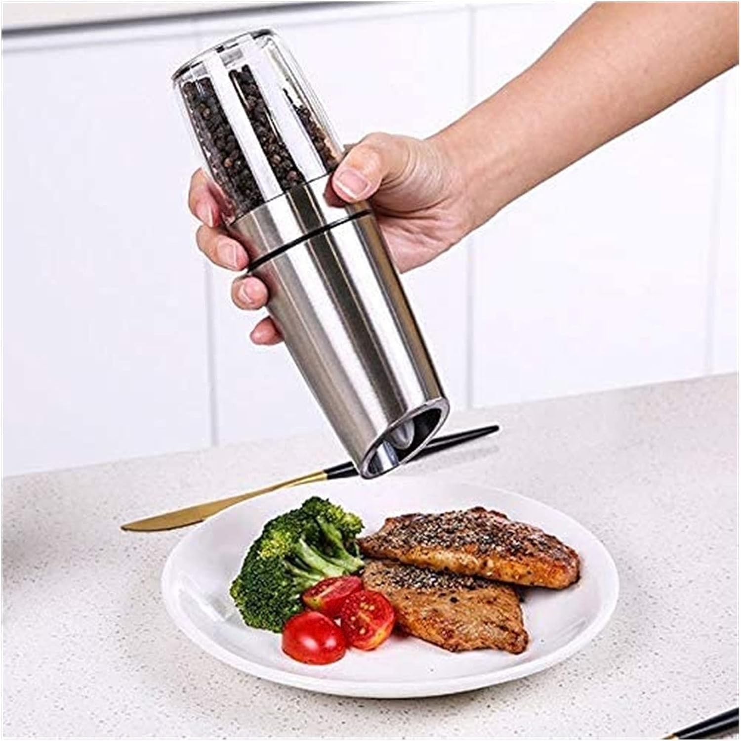 Electric Gravity Pepper Grinder or Salt Mill with Adjustable Coarseness Automatic Pepper Mill Grinder Battery Powered with