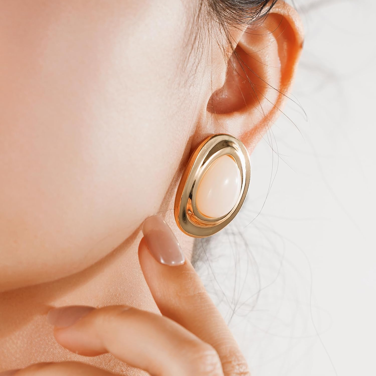 Acrylic Gold Stud Earrings Chunky Statement Vintage Jewelry for Women