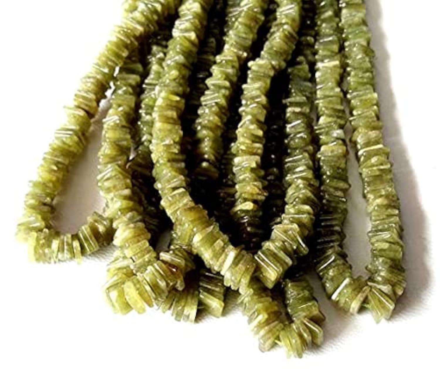 Perles vésuvianite pour bijoux bohèmes chic en pierres naturelles lisses