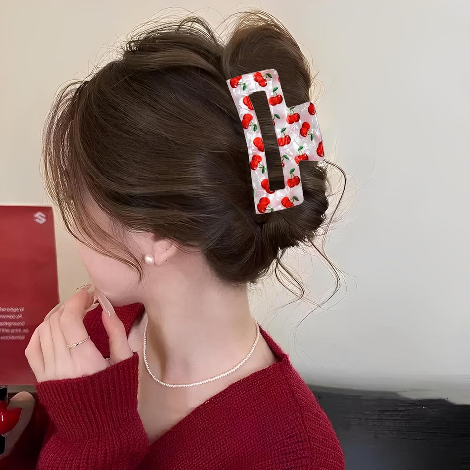 Cherry Hair Claw Clips Acrylic Hair Clip Fruit Hair Clamp Red Cherry Hair Accessories Square Shape Hair Clips Non-Slip Strong Hold Hair Jaw Clip Spring Summer Beach Hair Barrettes for Women - Image 6