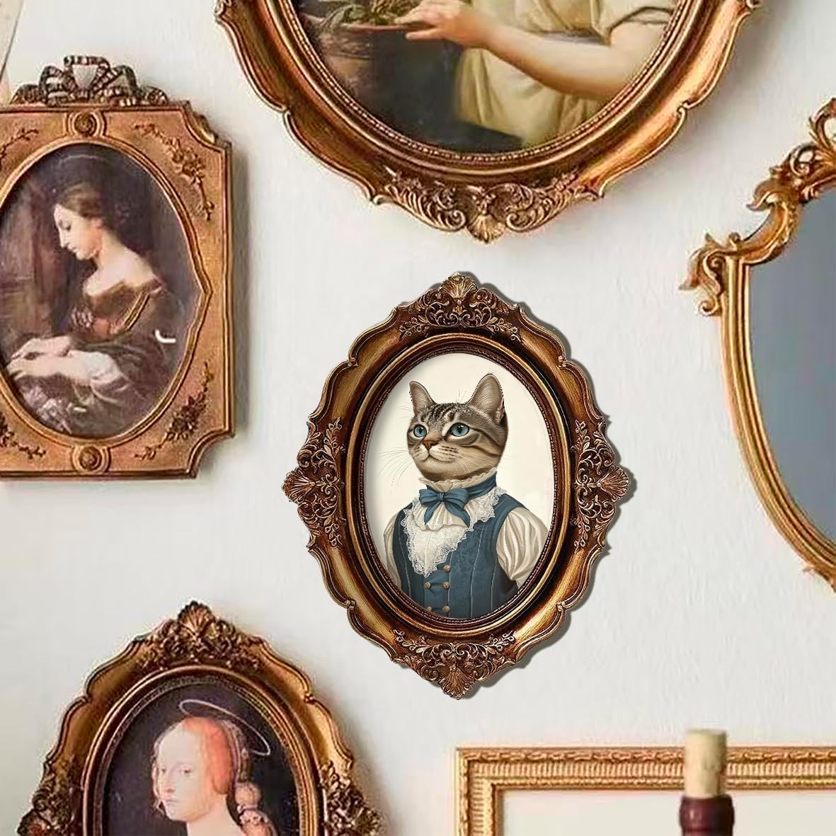 XIAOAIKA Vintage Baroque Oval Framed Canvas Art, Victorian Cat Portrait Print with 3D Embossed Details, Antique Bronze Gold Resin Frame for Study Office Living Room Décor, 10 x 8 Inch