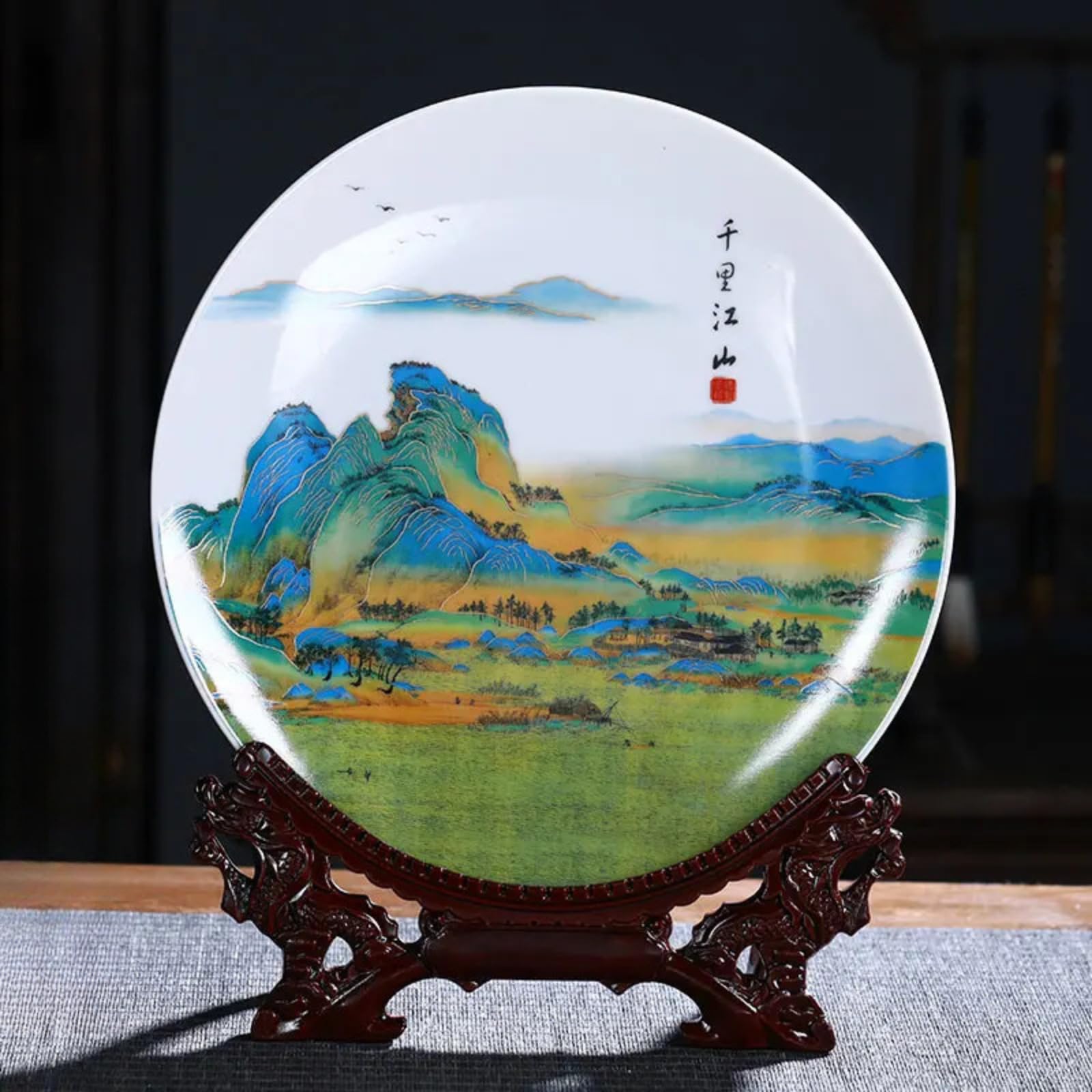 Céramique de Jingdezhen : prestige d'un panneau décoratif de 26 cm