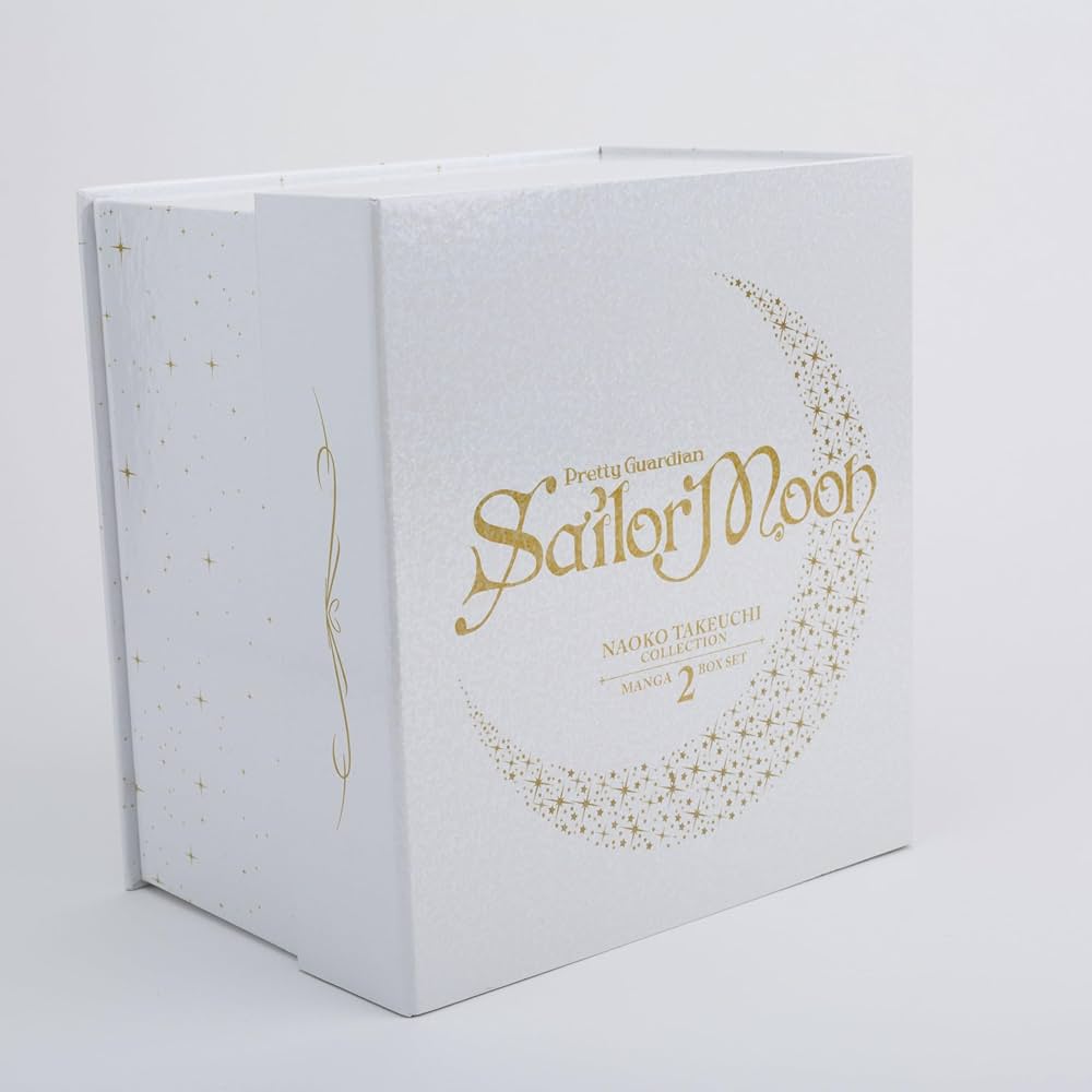 Amazon.com: Sailor Moon Manga Box Set Vol. 7-10 (Naoko Takeuchi