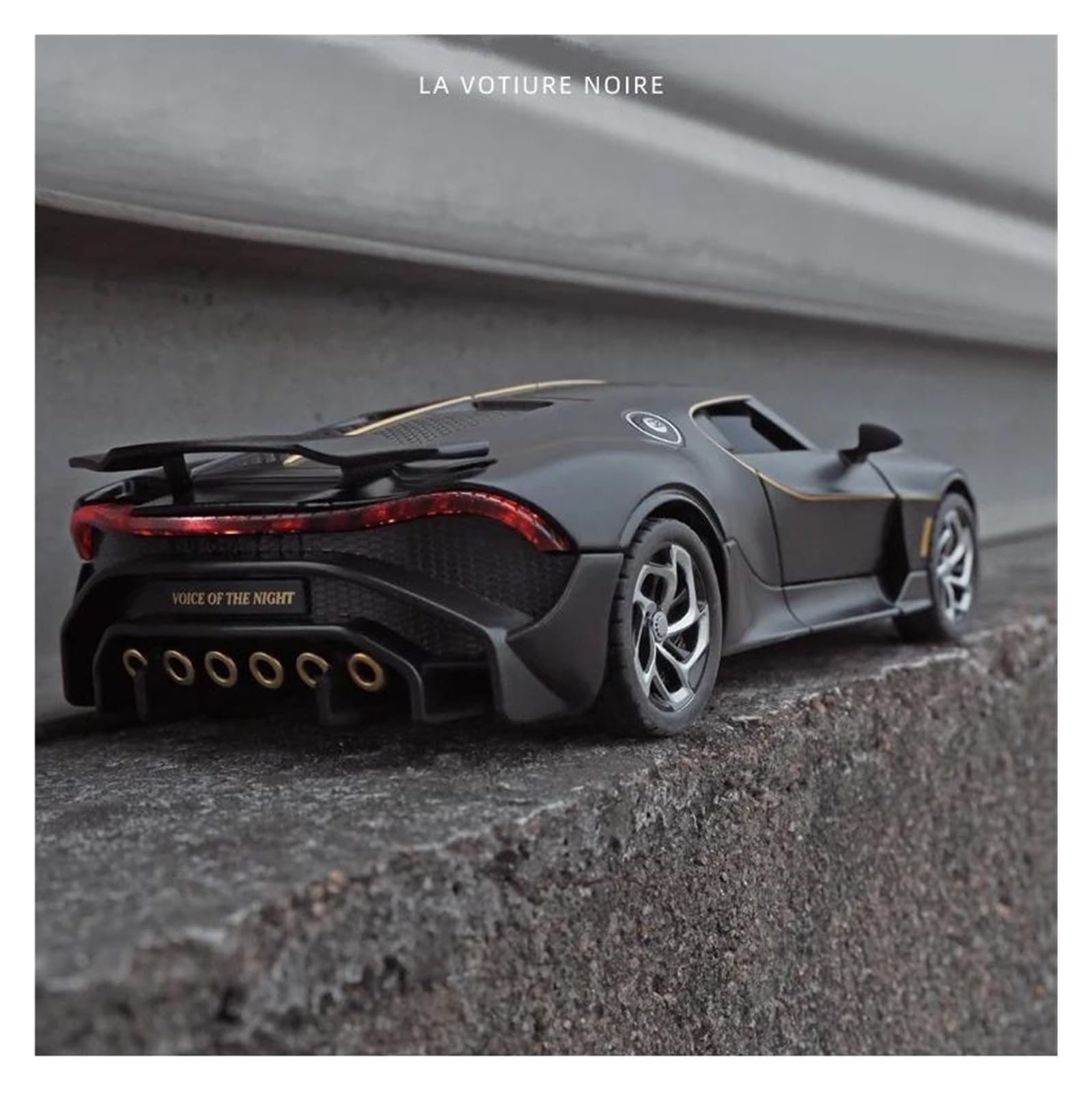 Amazon.co.jp: Display Cars 1:24 ブガッティ ラヴォワチュール