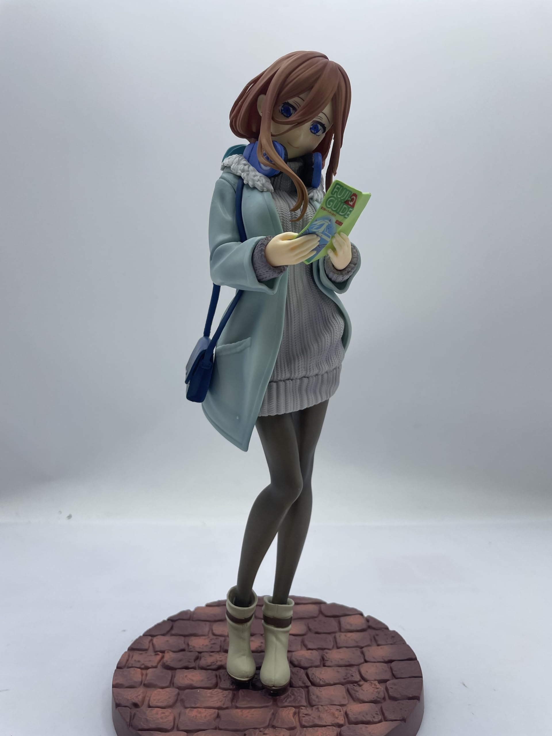 Amazon.co.jp: 中野三玖 Date Style Ver. 1/6スケール ABS&PVC製