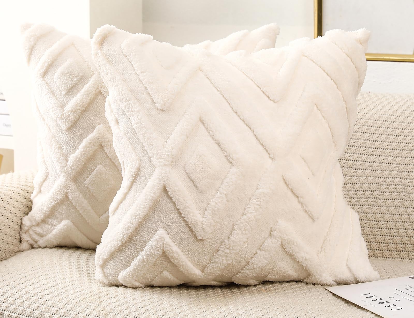 DRNOU Set of 2 Faux Fur Cream White Throw Pillow Covers 30x30,Soft Checkborad Pattern Decorative Boho Pillow Cover Case Cushion Cover for Sofa Couch Bed Livingroom Farmhouse,Modern Accent