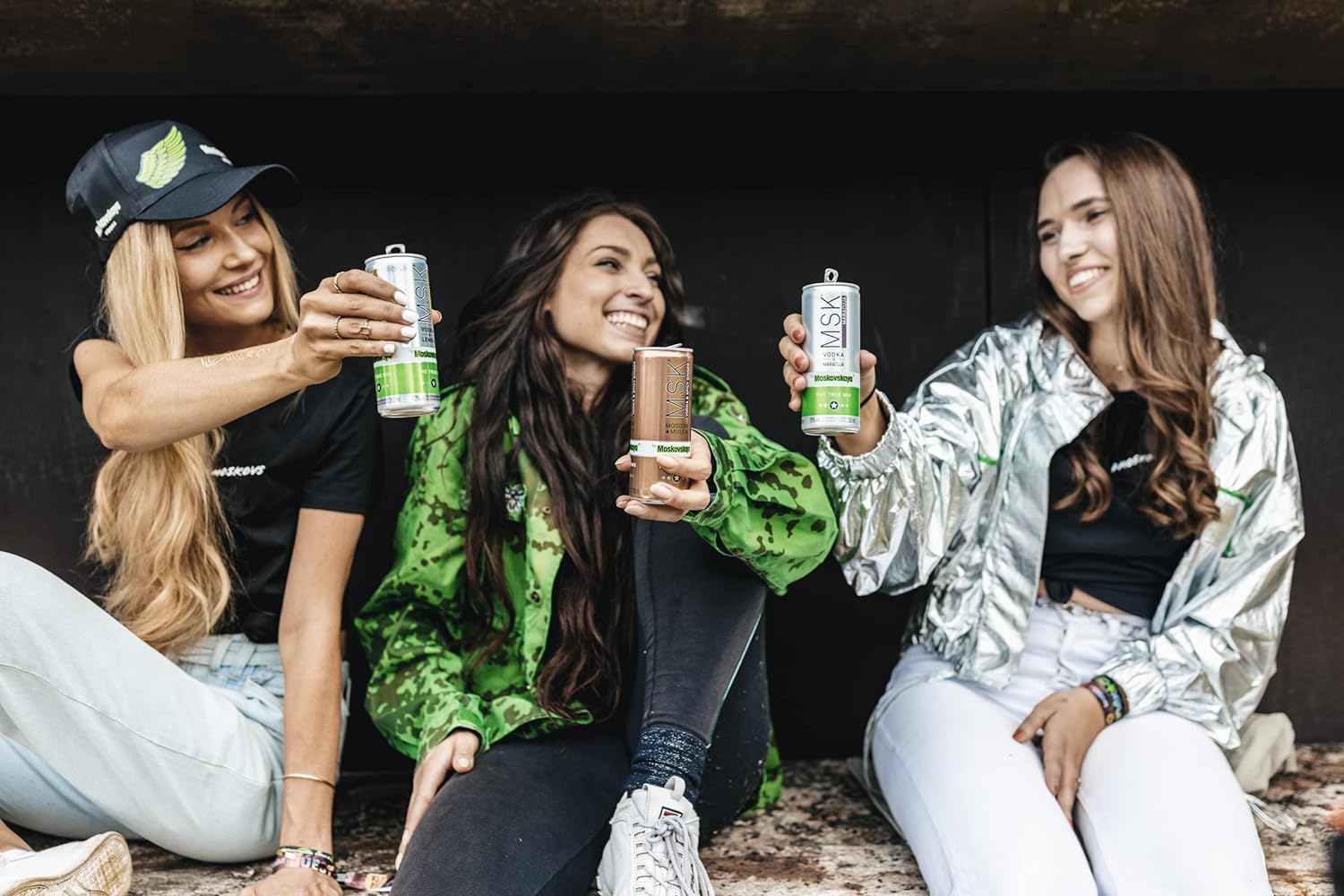 Moskovskaya - MSK by Moskovskaya Vodka & Lemon I Ready to Drink I 24 x 0,25 L I Preis inkl. 6€ Pfand I 10% Alkoholgehalt I Premium Mix
