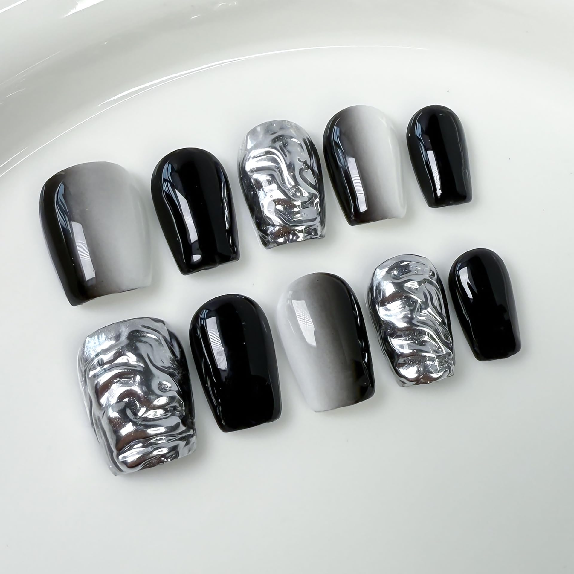 [GLORS] Handmade Short Square Press On Nails, Black White Silver Rippling Design, 10 Piece Set (Medium, SS)