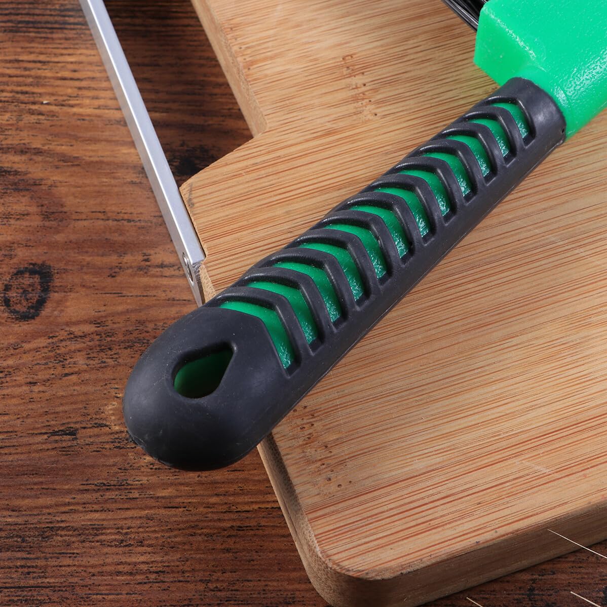 Ergonomic Rubber Grip Horse Hoof Pick with Built Brush Heavy Duty Rust-resistant Hoof Cleaning Tool for Efficient Dirt Removal and Daily Grooming Random Color - image 5