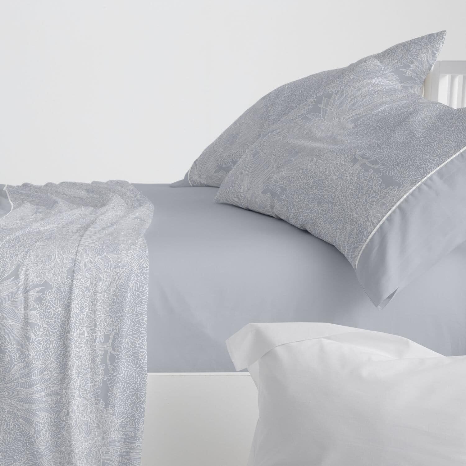 Burrito Blanco | Juego de sábanas | Cama de 135cm. (+Medidas Disponibles) | Diseño 045 | Color Azul Plomo (135x190/200cm.)