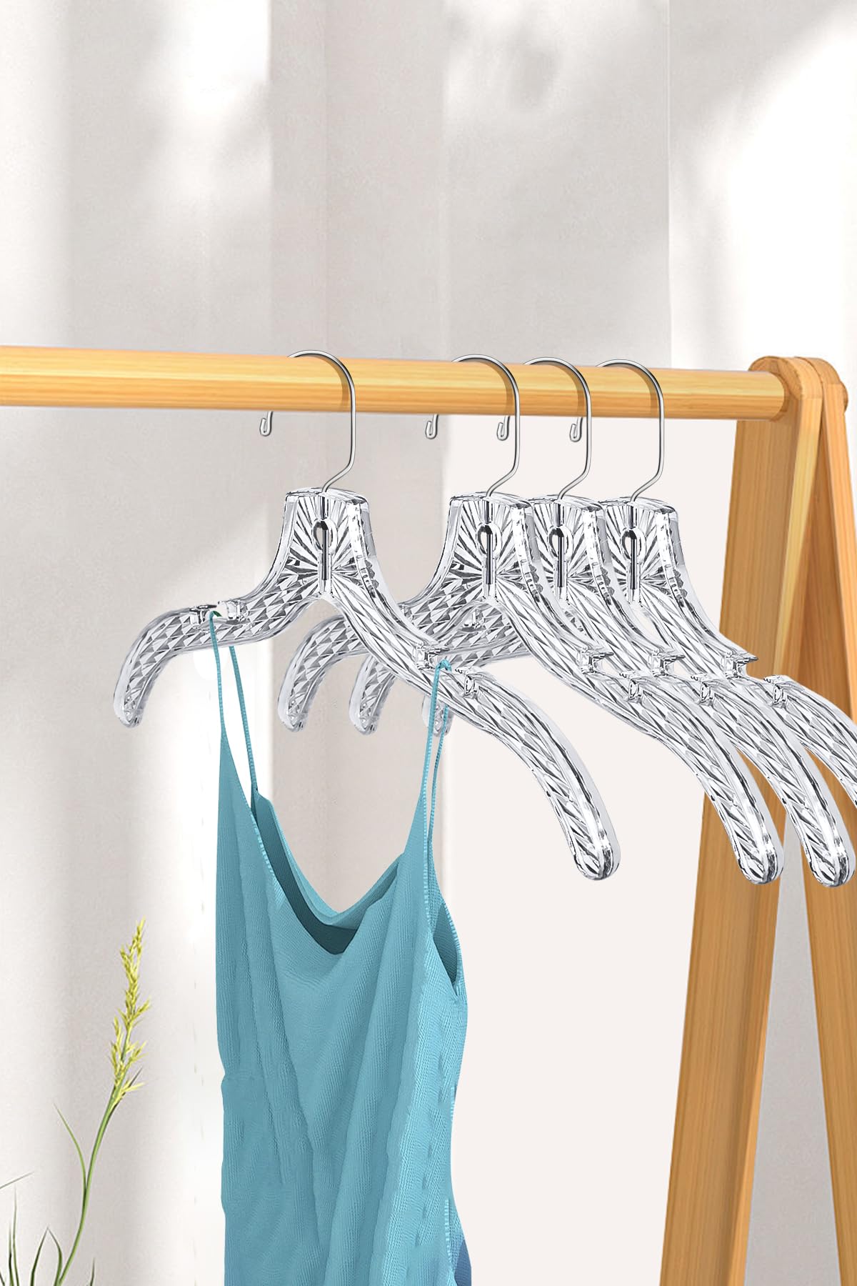 Amazon.com: Crystal Cut Heavy Duty Nonslip Plastic Hangers 24 Pack -  Invisible Dress Hangers for Suits : Home & Kitchen