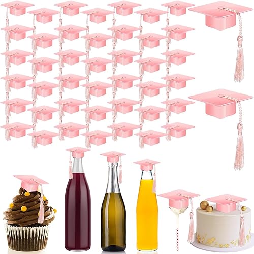 Vista 9 de Qunclay 60 gorras de graduación pequeñas con borlas verdes, suministros de plástico para tartas, decoraciones de fiesta de graduación Verde