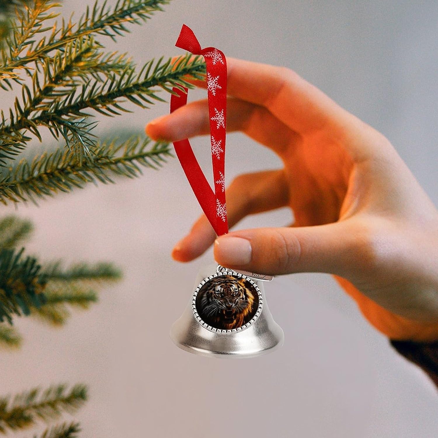Ferocious Tiger Christmas Bells Ornaments Tree Jingle Bells Decors Xmas Silver Bell Hanging Decoration Pendants for Weddings Parties Christmas Wreaths
