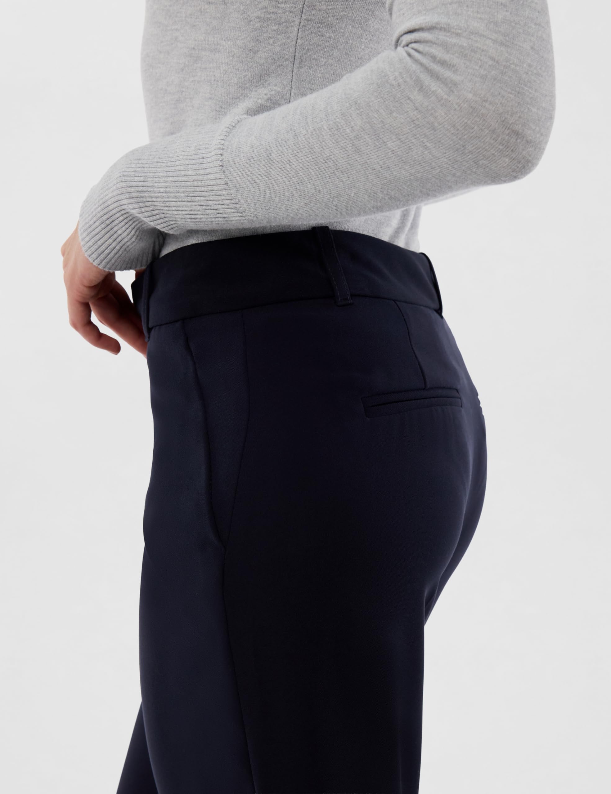 CAROLL Pantalon Droit chic et intemporel