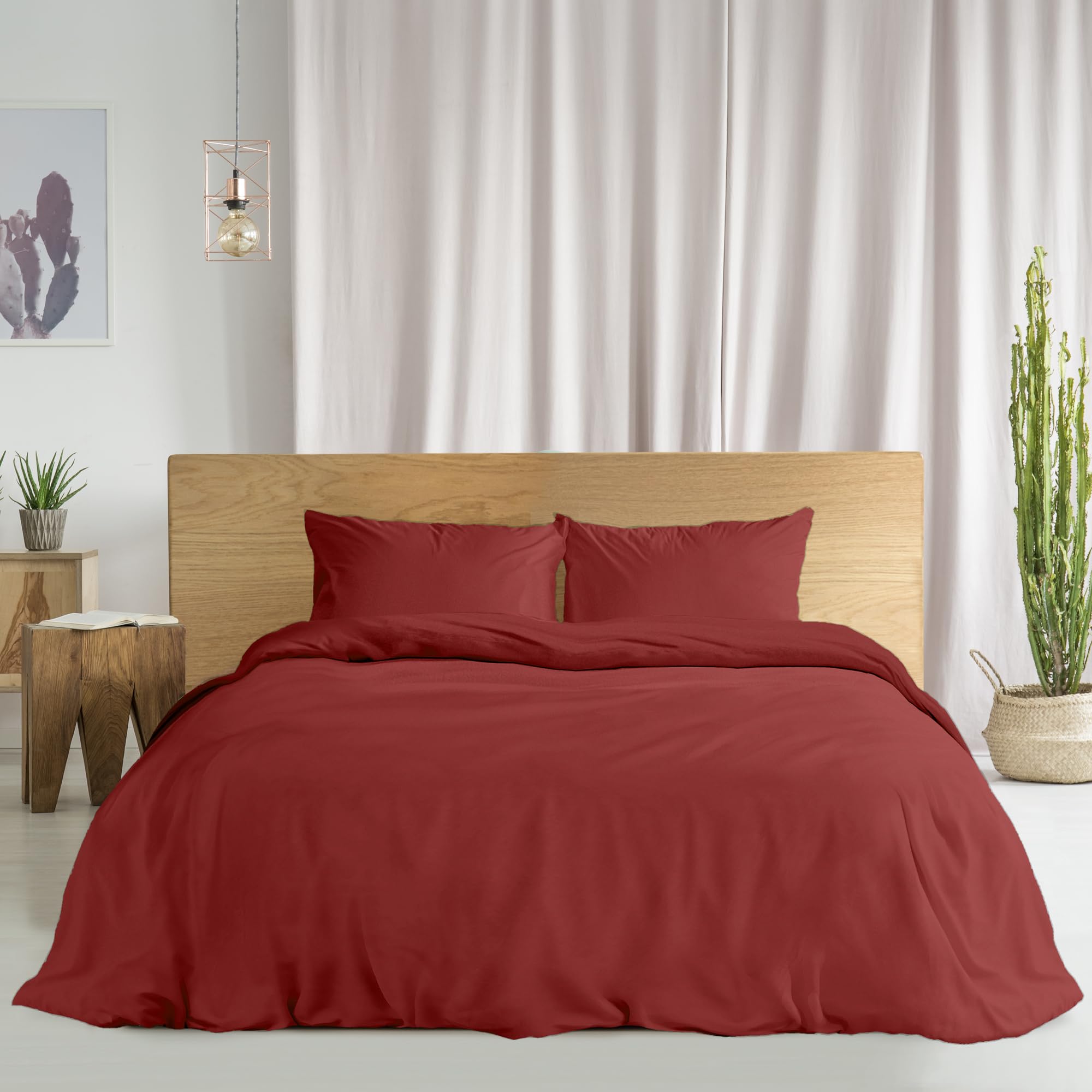 Ruggeri Set Lenzuola Completo Copripiumino Matrimoniale, Cotone, Rosso | 1 sacco copripiumino 250x200 cm risvolto 40 cm 1 lenzuolo angoli 170x200 cm alto 25 cm 2 federe 50x80 cm chiusura sacco 20 cm