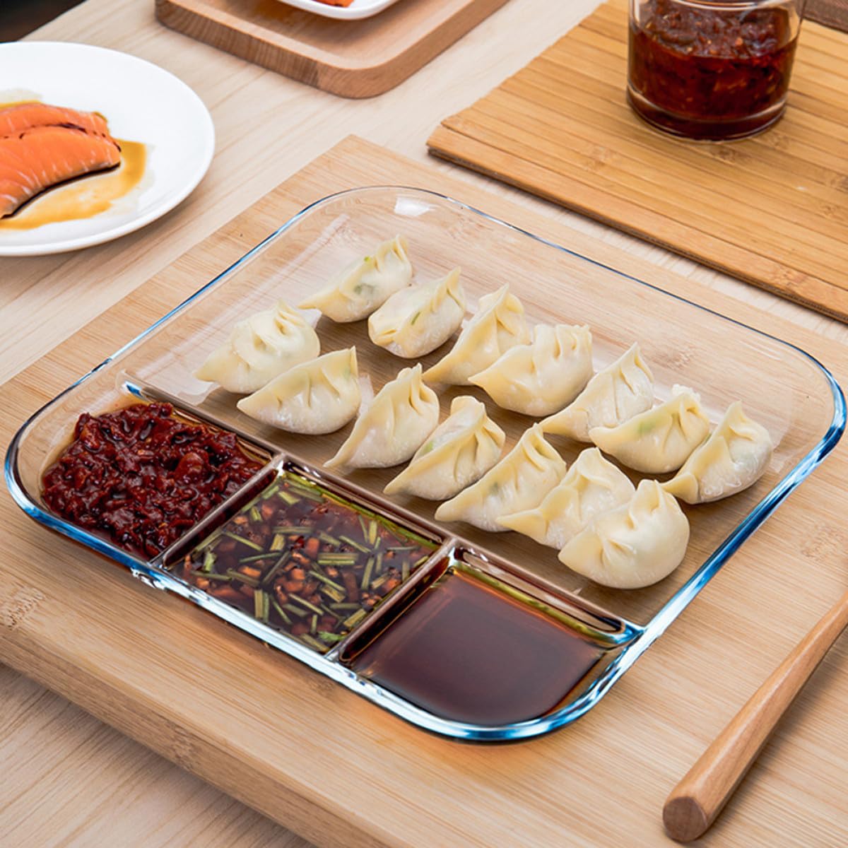 Toyvian 1pc Plateau-repas Compartimenté en Verre Trempé Carré Résistant la Chaleur, Assiette de Collation Solide pour Usage Domestique