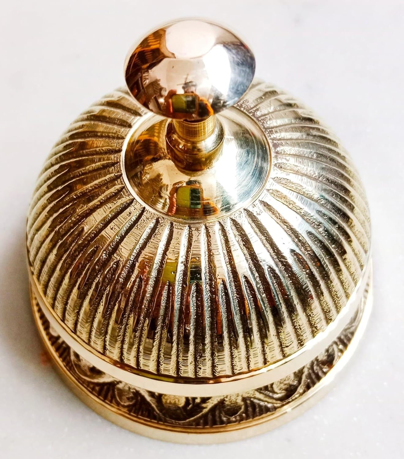 Cloche de service vintage pour comptoir d'hôtel et réception