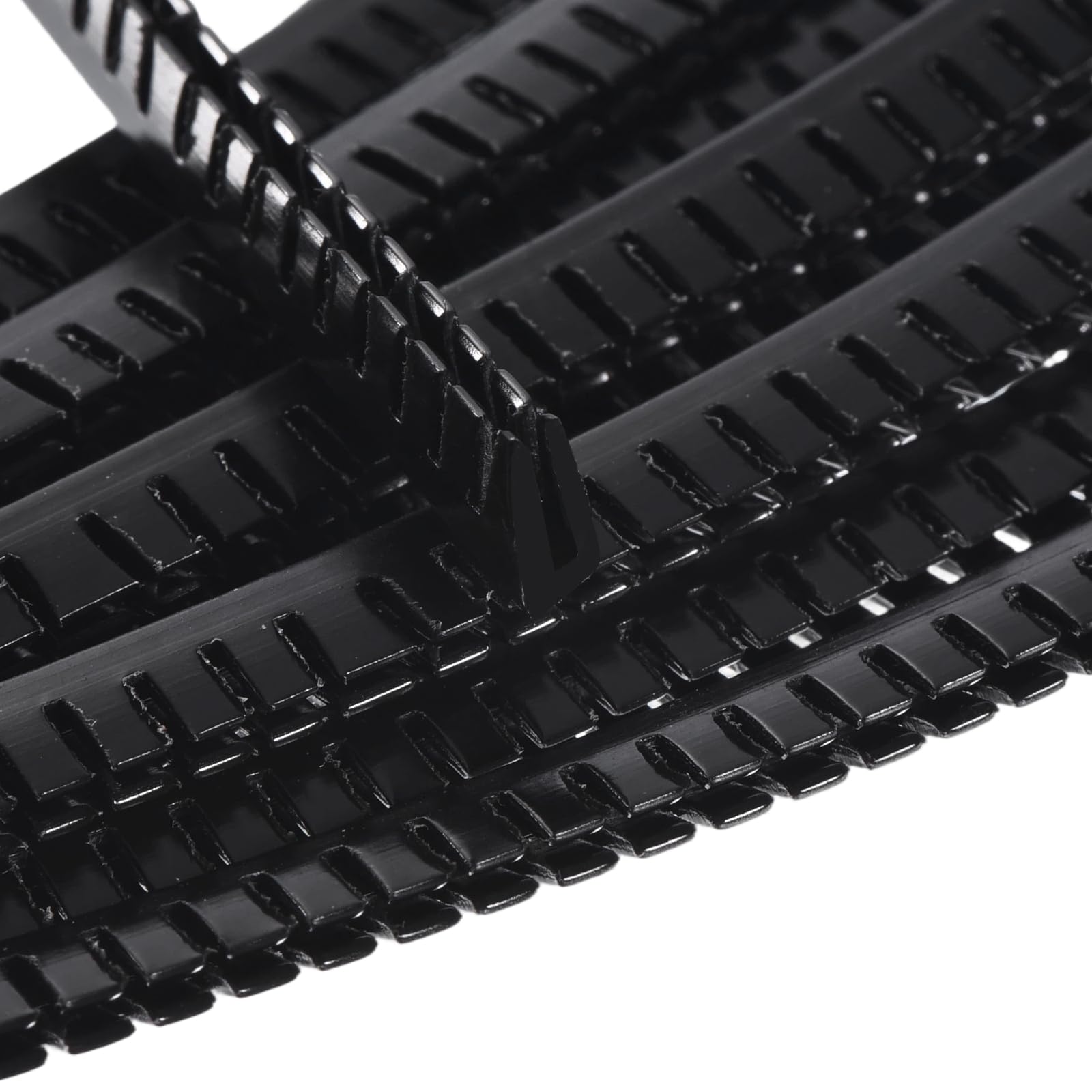 sourcing map U-Shaped Grommet Edging Trim, Fits 0.8-1mm Thickness 33ft Sharp Edge Protectors Push-in Toothed Cable Grommet for Steel Glass Plastic Wood Panels Electrical Wire, Black