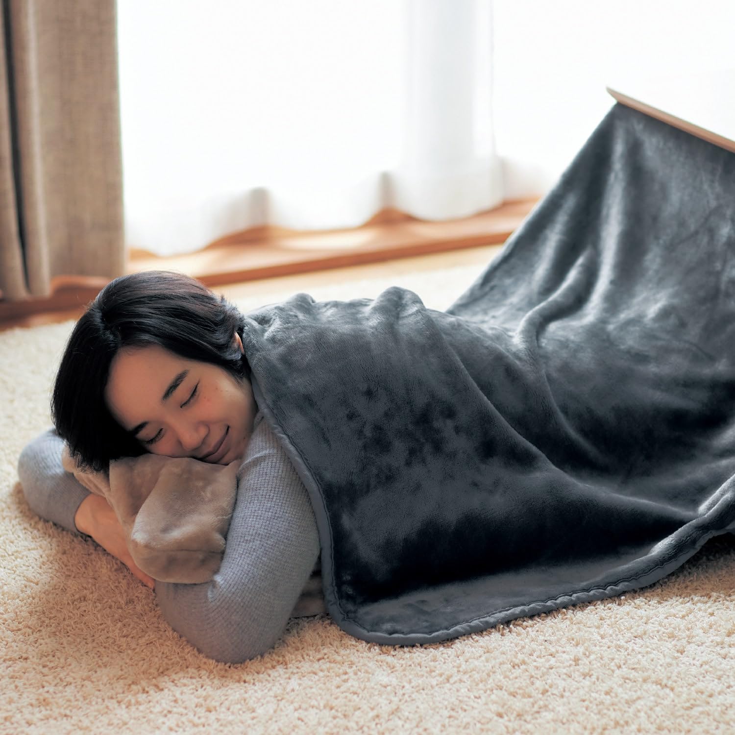 Amazon｜[ベルメゾン] こたつ毛布 中掛け あったか なめらかな