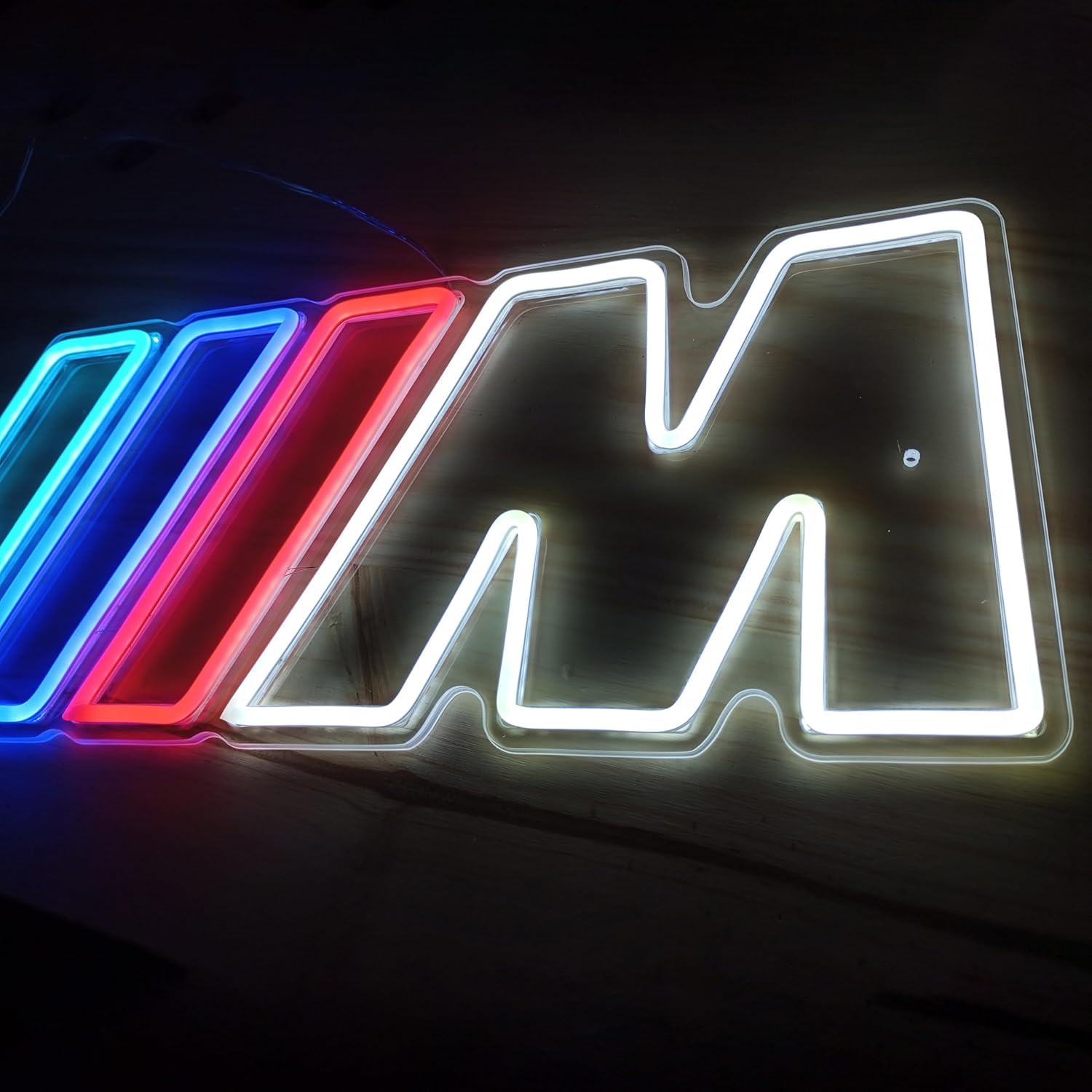 Letrero acabado m coches led con 3 lineas color en la izquierda - Neon led luminoso bajo consumo coche para colgar en la pared - Cartel vehículos deportivos