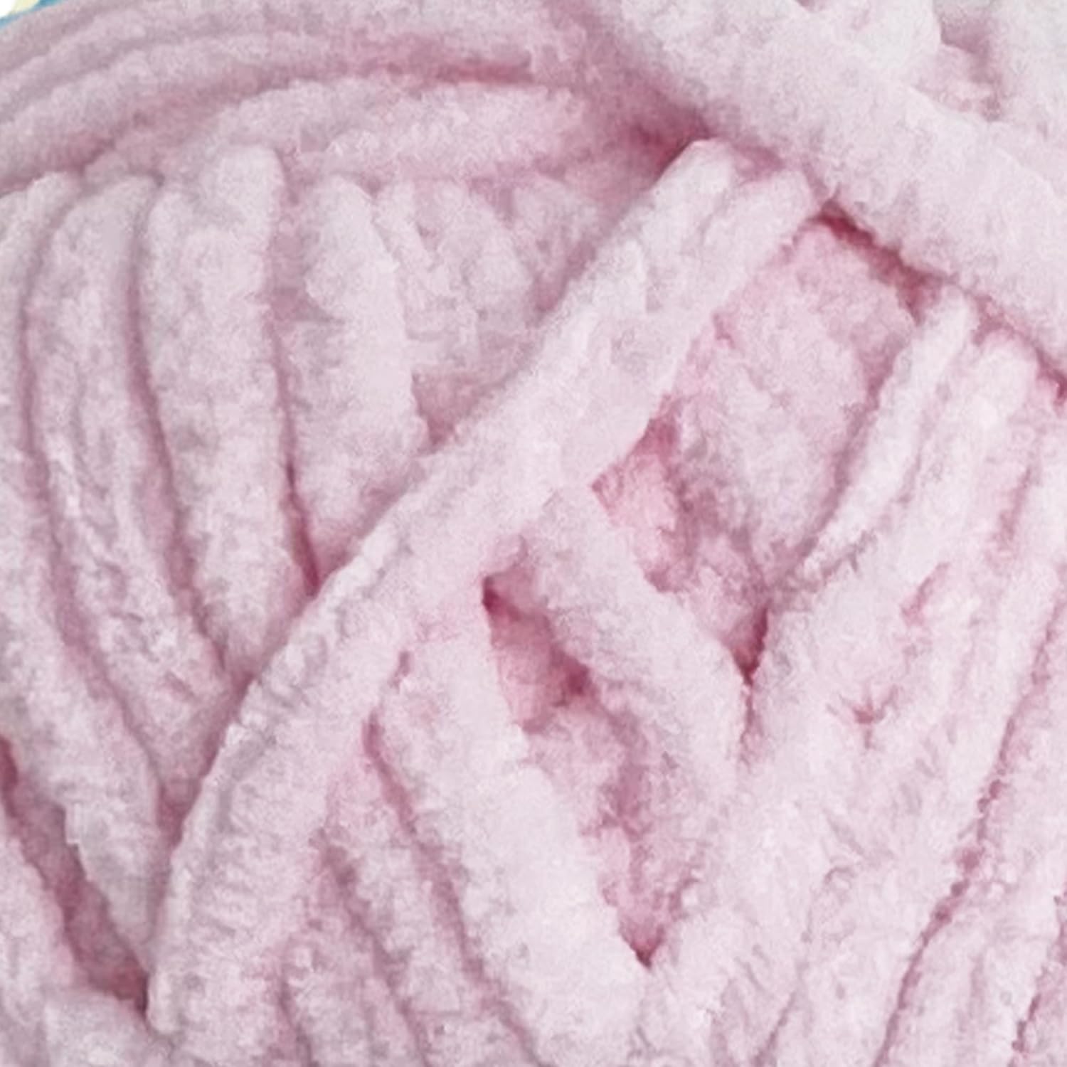 Velvet XL Chenille Yarn - Thick Super Bulky Yarn for Crocheting - Soft Fluffy Plush Yarn for Crochet - 100g / 74yds - Ideal for Baby Blankets & Amigurumi (Oyster Pink, 3 Skeins)