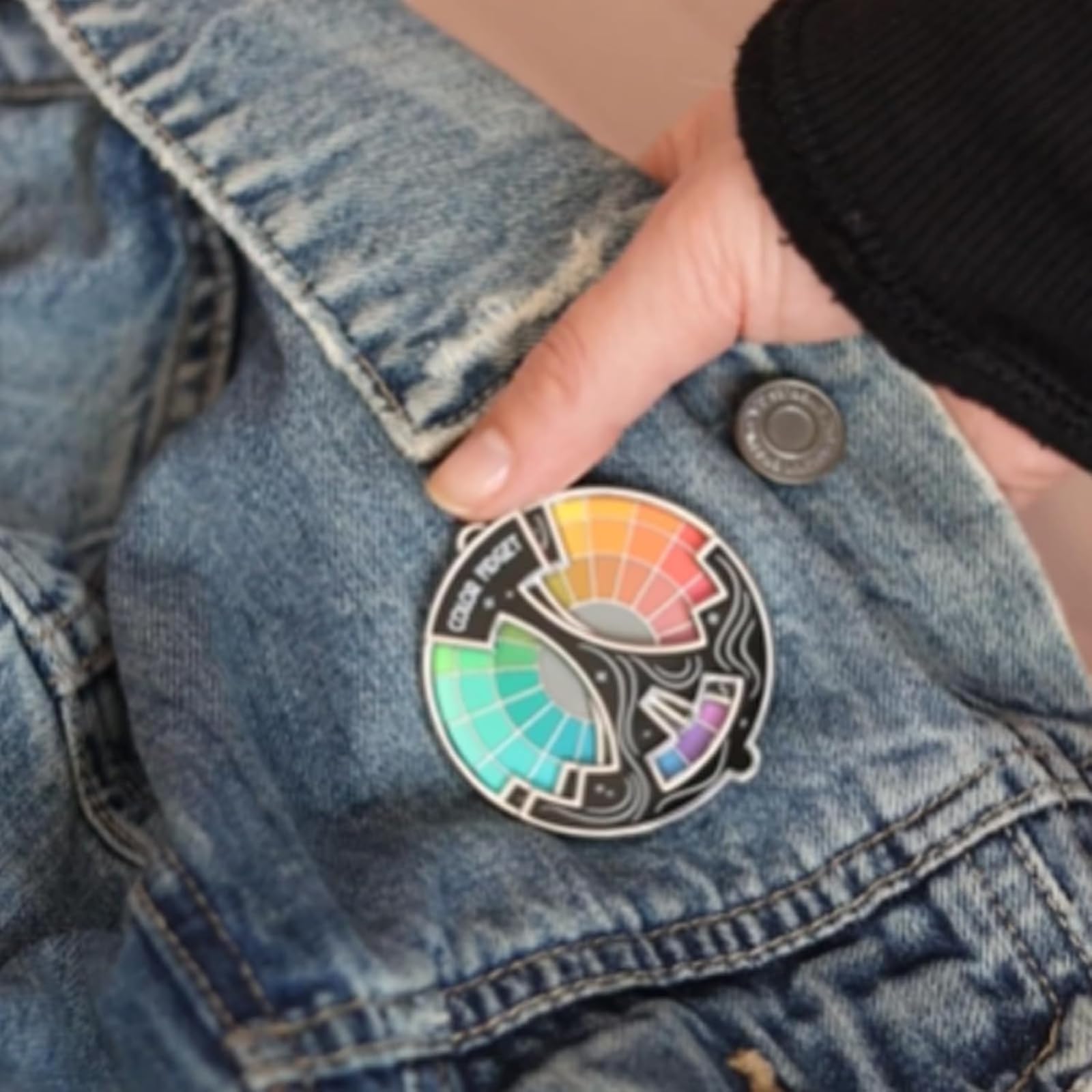 Farbrad-Emaille-Nadel - Kreative Brosche Mit Drehendem Rad