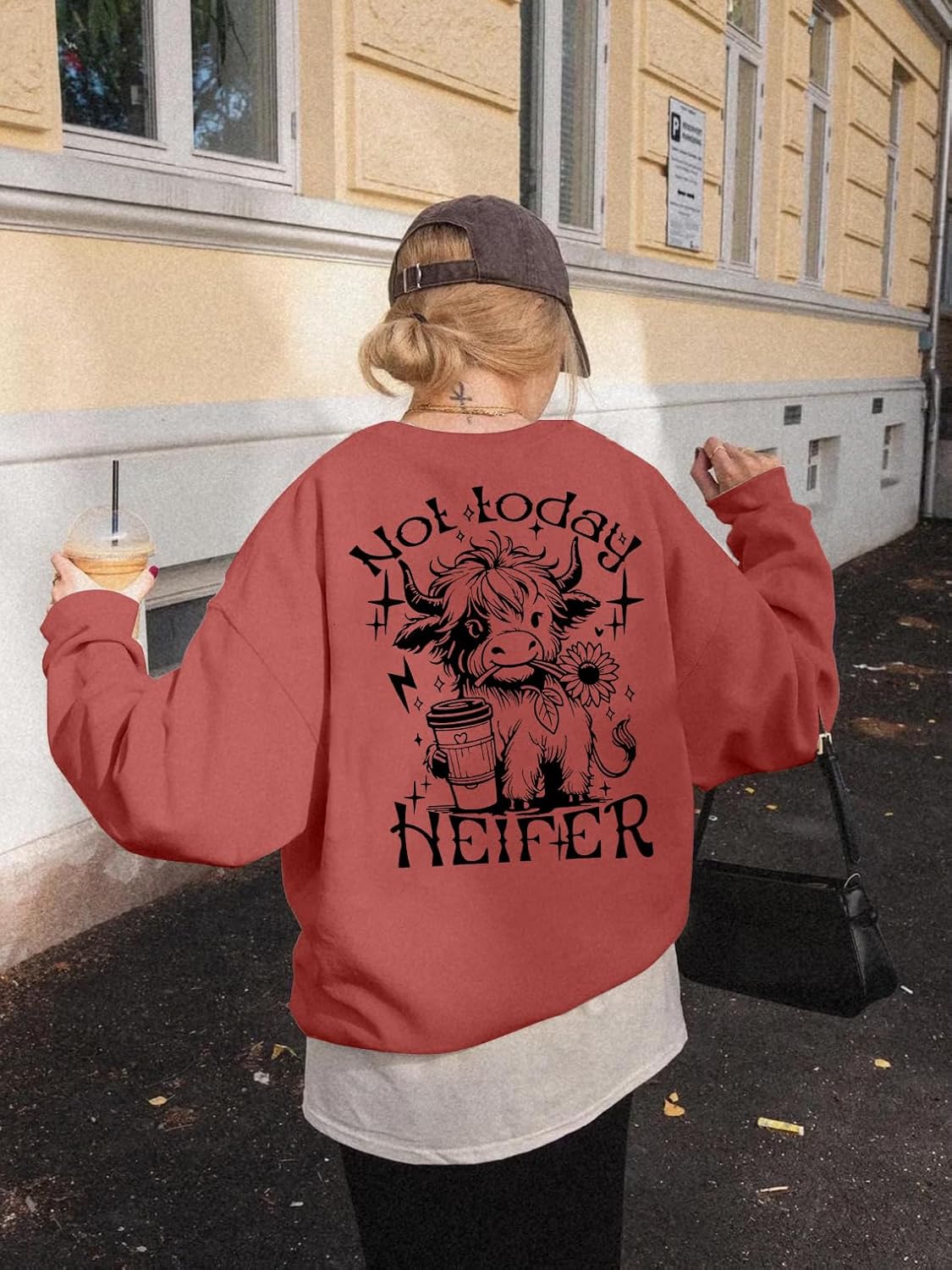 ASTANFY Highland Cow Sweatshirt Women Embroidered Cows Graphic Sweater Western Cowgirl Sweatshirts Farm Long Sleeve tops - Image 3