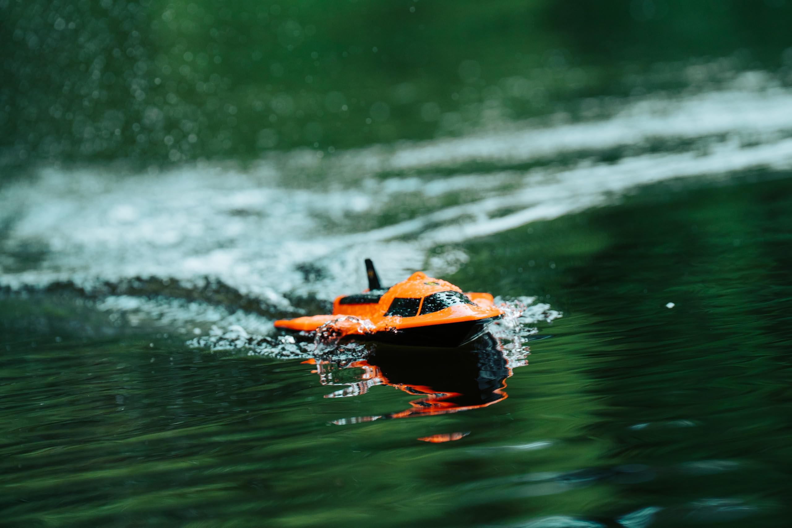 Carson Sea Ray RC - Barco RTR, 2,4 GHz, Doble accionamiento, LED, Color Naranja
