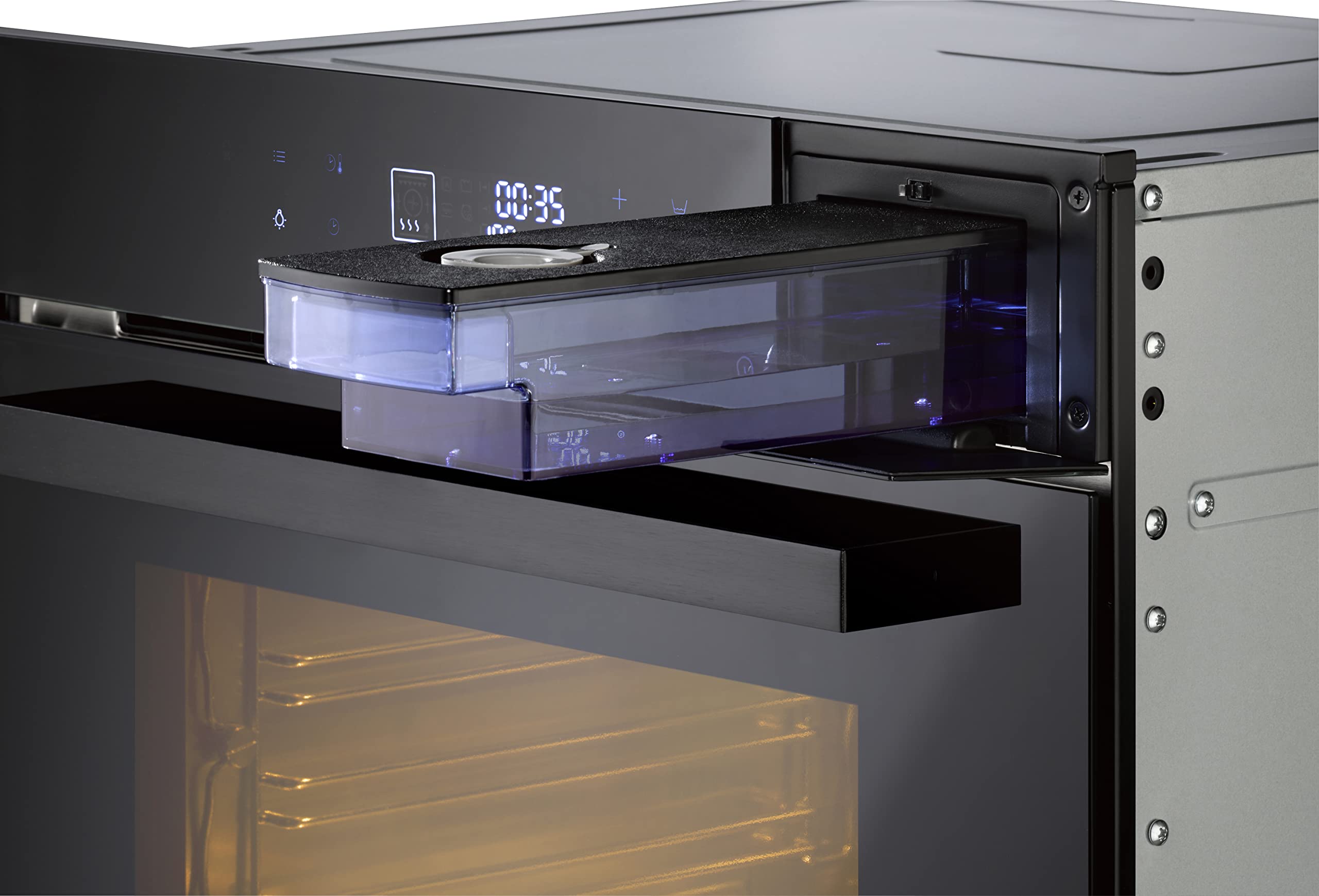 CASO SteamMaster E 56 - Einbaubackofen mit Dampfgarfunktion|45er Nischenhöhe, Edelstahl Garraum mit 45L Nutzvolumen, Wassertank 1,2 Liter, 3000 Watt, Backofen, Dampfgaren, Braten, Backen + Dämpfen