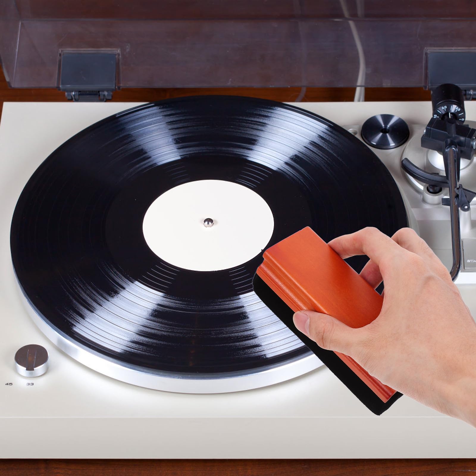 Schallplatten Reinigen mit Vinyl Schallplattenreinigungsbürste im 1 Satz Reinigungsmittel Satz und Schwamm für Sanfte Pflege und Längere Lebensdauer des Plattenspielers