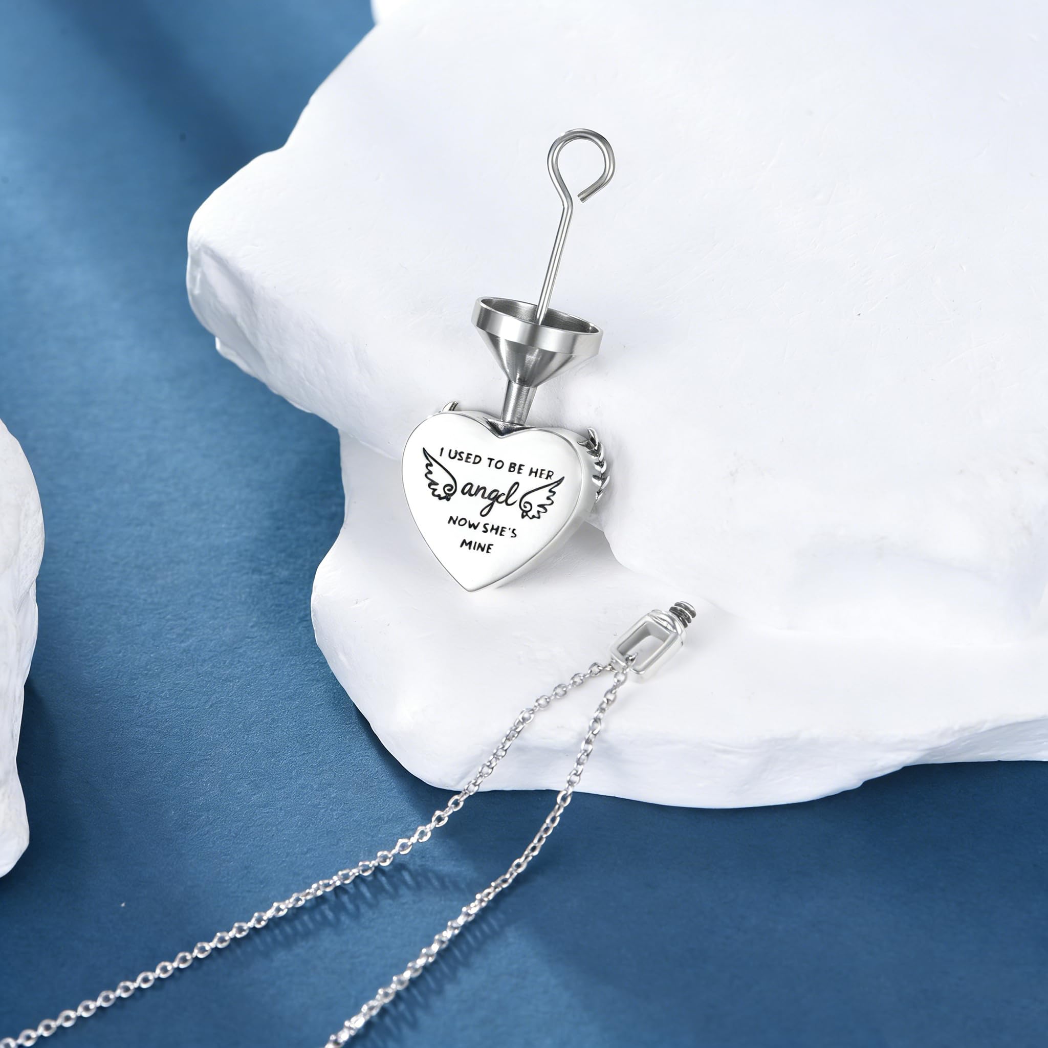 Collana con urna per ceneri in argento Sterling 925, con ali d'angelo, a forma di cuore, per la cremazione, per le ceneri della persona cara, con catena in acciaio inox da 45,7 cm + 5,1 cm