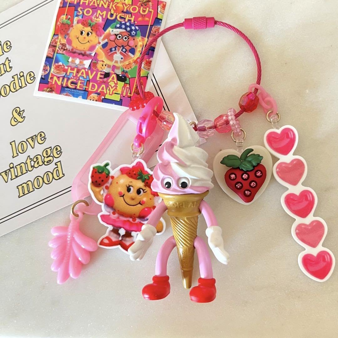 いちごさま専用♡じゃらじゃらキーホルダー いちごさま専用♡じゃらじゃらキーホルダー いちごさま専用