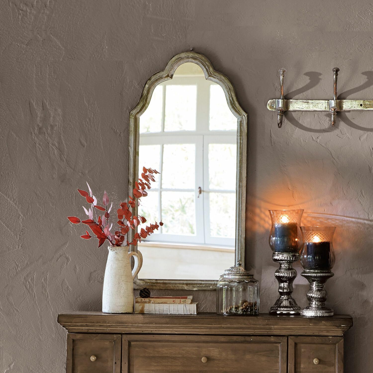 Loberon Libasse Specchio - Legno di abete massiccio - Finitura “whitewash” per un autentico look anticato, grigio antico