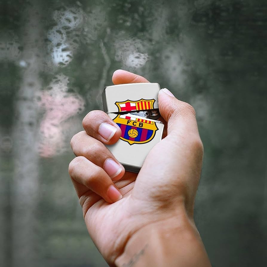 FC Barcelona バルセロナ　Zippoライター 新品オイルライター FCバルセロナ バルサ Zippo型 サッカー好きへ
